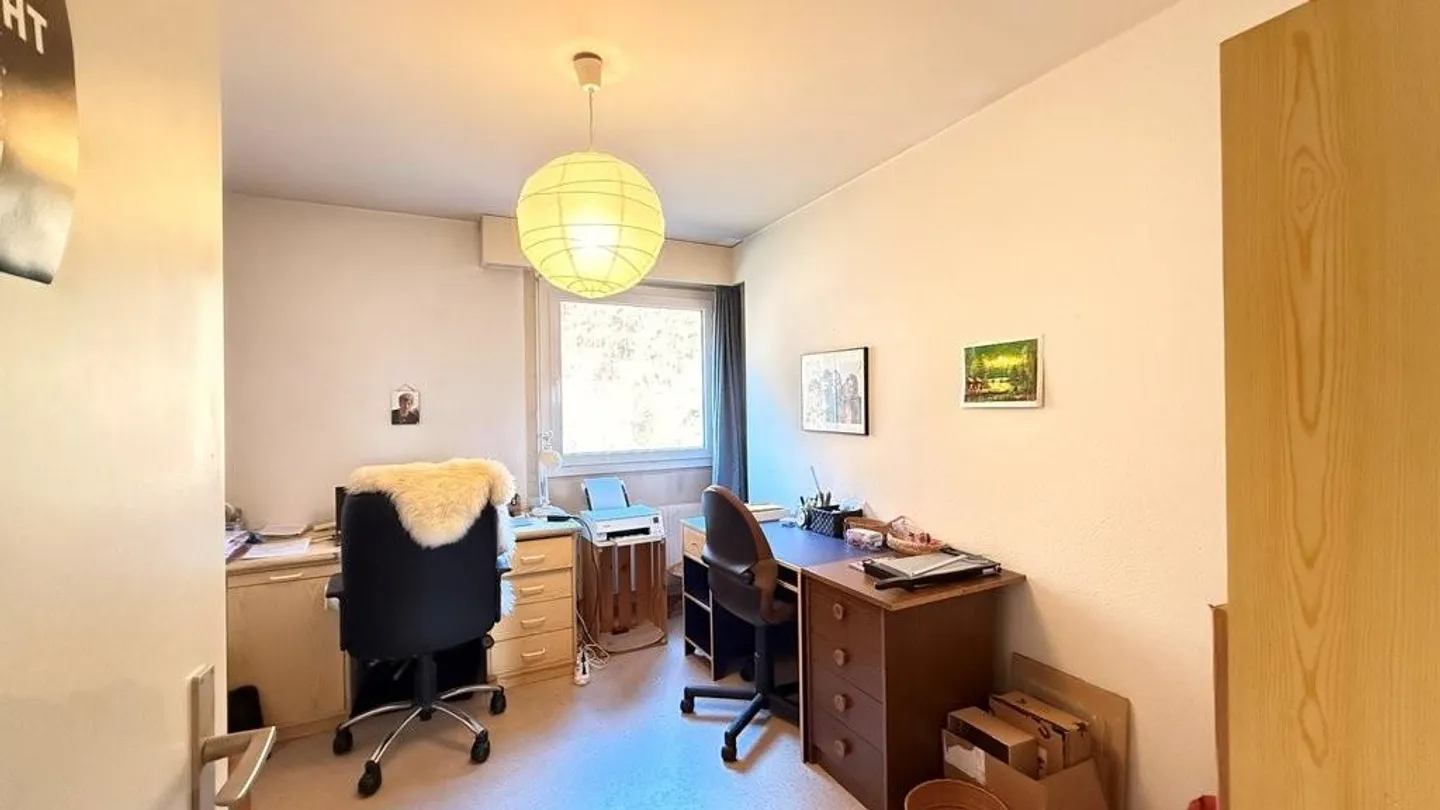 Geräumige Wohnung mit Balkon - Foto 8 von 12