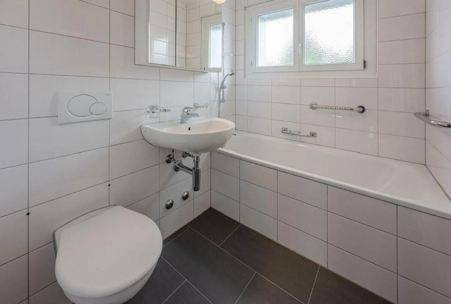 Charmante Attikawohnung in Benglen - Foto 3 von 7