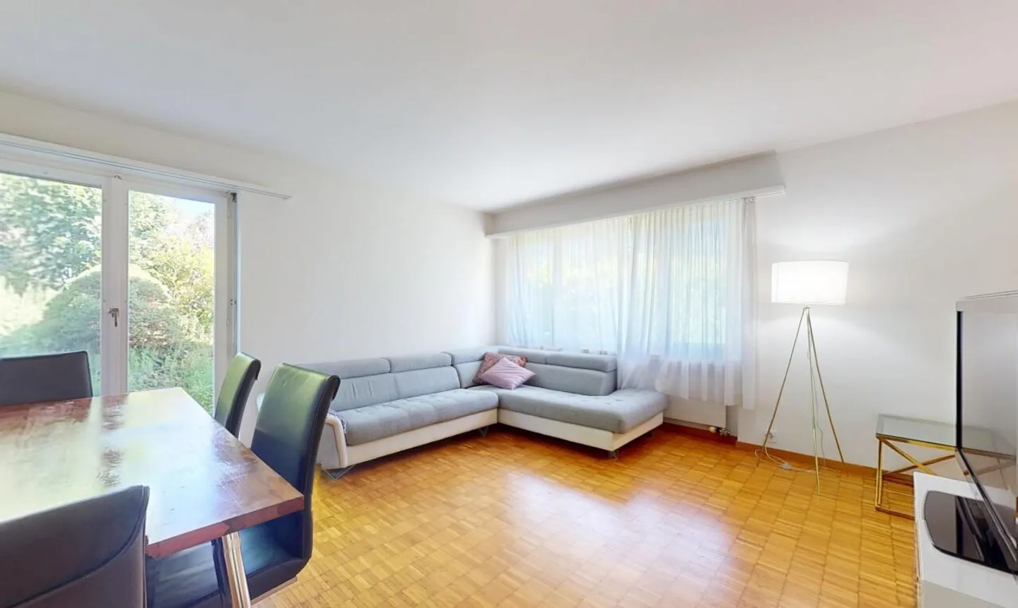 «Gepflegte 2.5-Zimmer Gartenwohnung in Zürich-Affoltern» - Foto 3 von 11