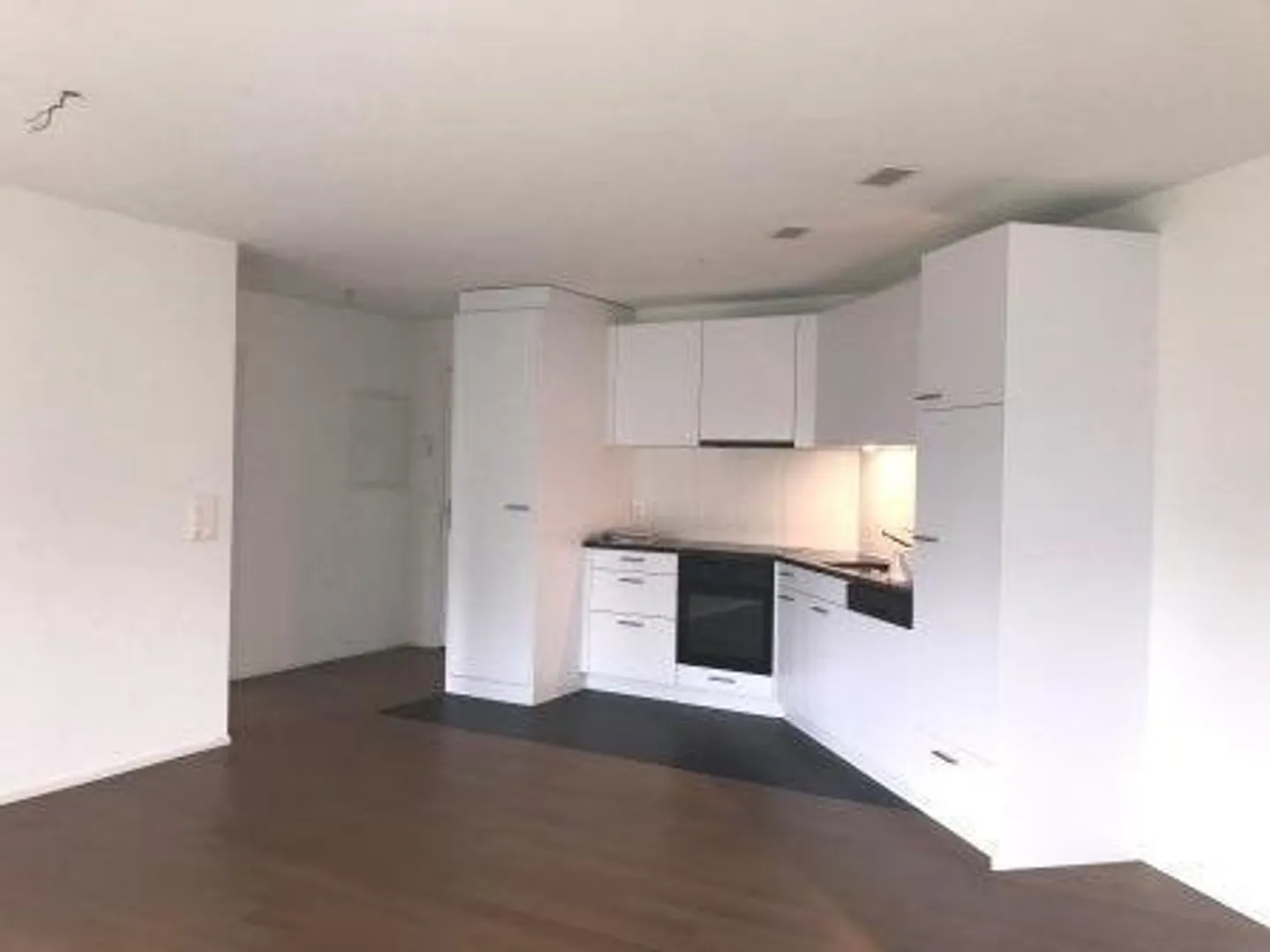BESONDERE SINGLE-WOHNUNG am Puls von Biel! 1. Monat GRATIS! - Foto 3 von 6