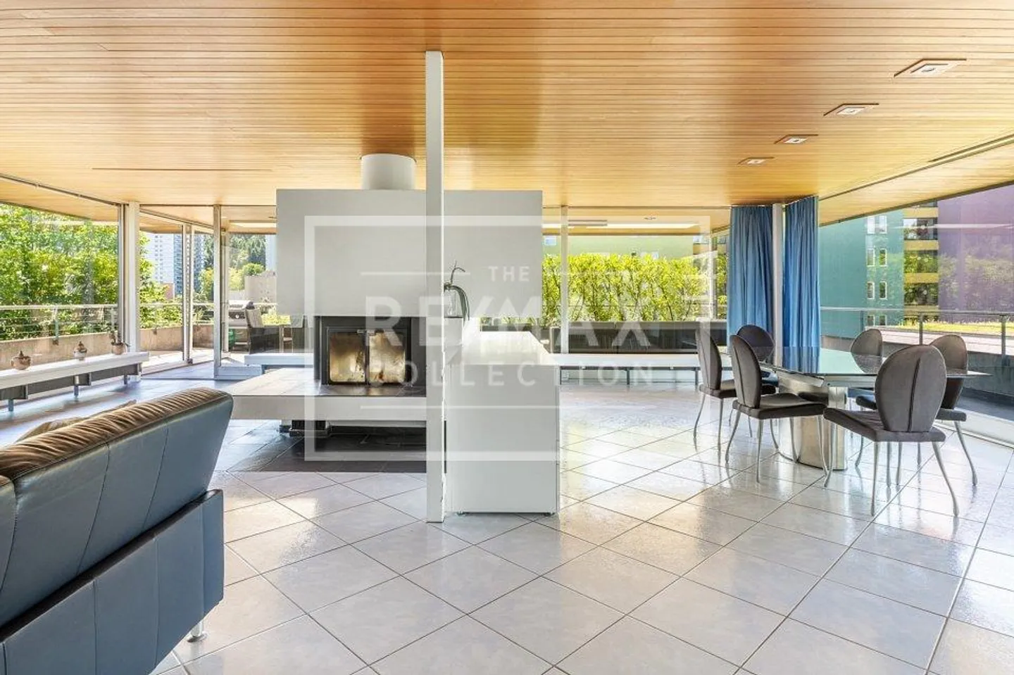 Ampio e luminoso attico con 7½ stanze - Foto 5 di 13