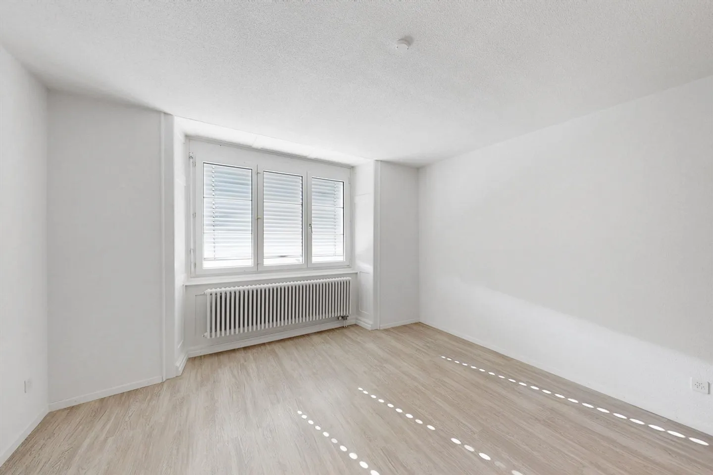 Au cœur de la vieille ville, vous trouverez votre nouveau chez-vous - Photo 7 sur 11