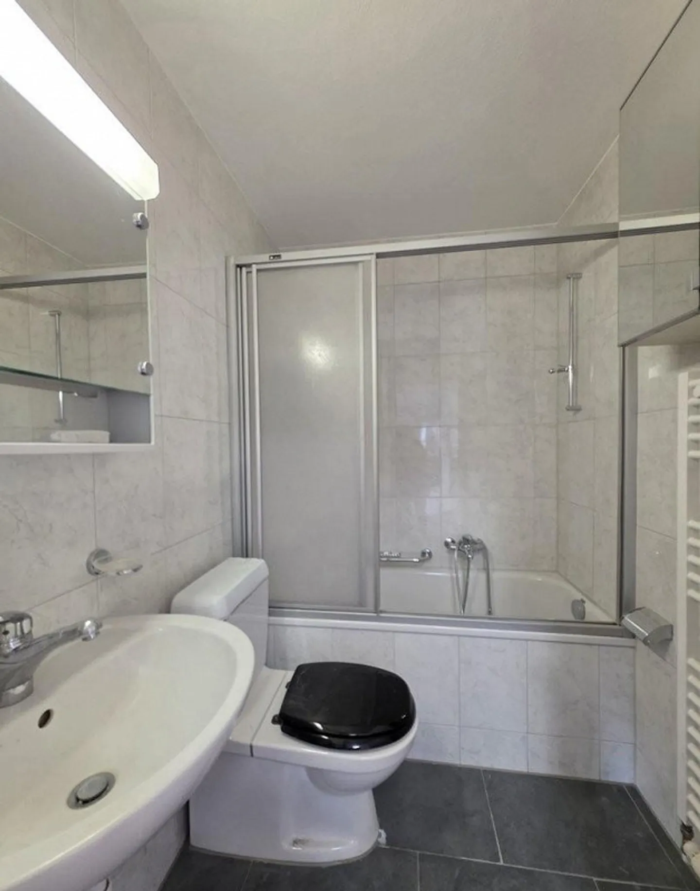 Appartement 2 pièces à louer immédiatement - Photo 3 sur 8