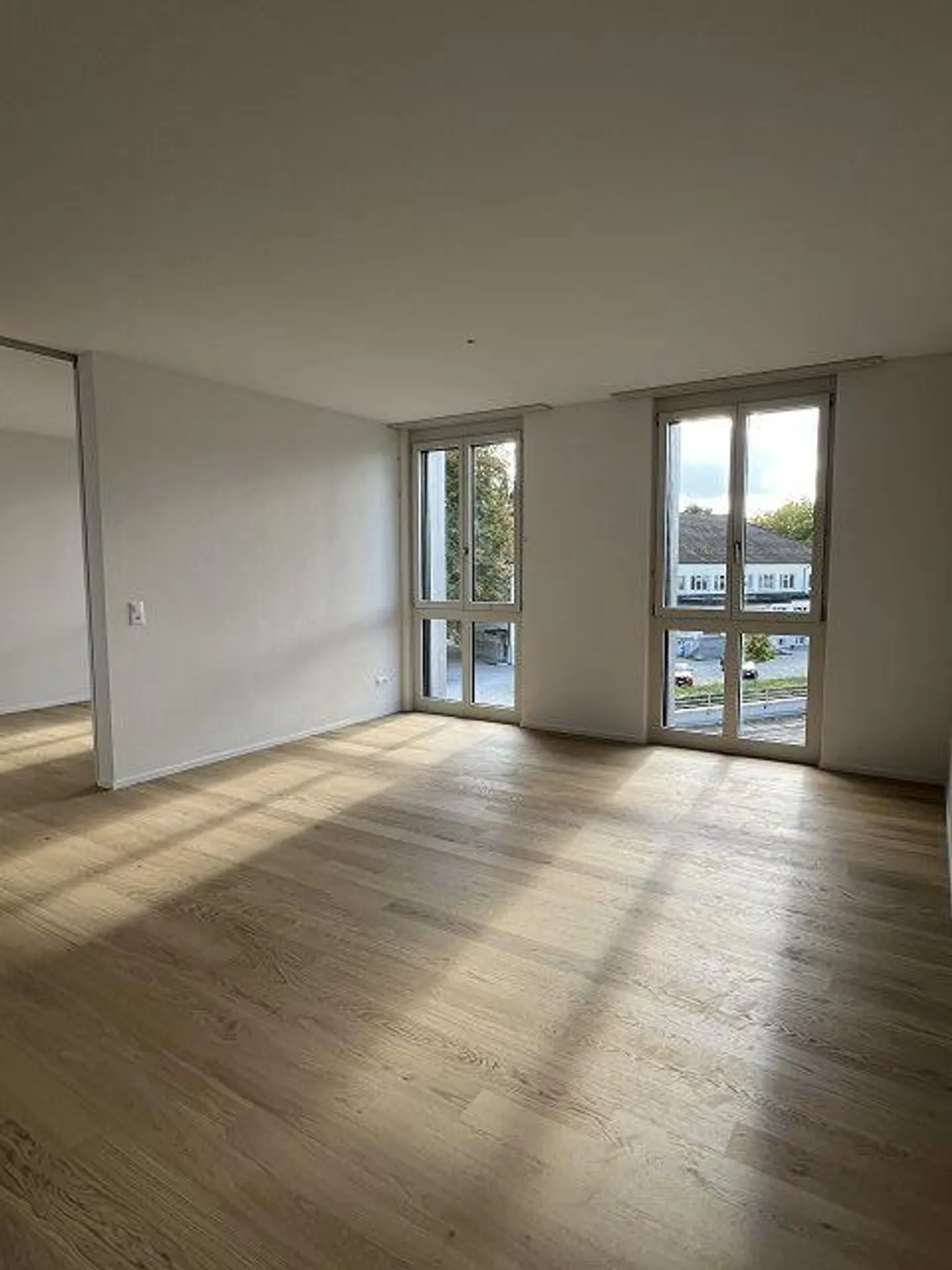 schöne Neubauwohnung im Zentrum Münchwilen - Foto 2 di 13
