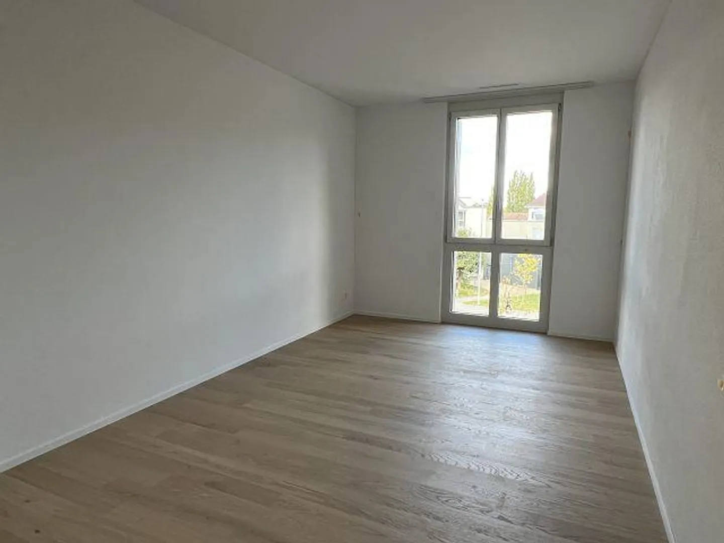 schöne Neubauwohnung im Zentrum Münchwilen - Foto 8 di 13