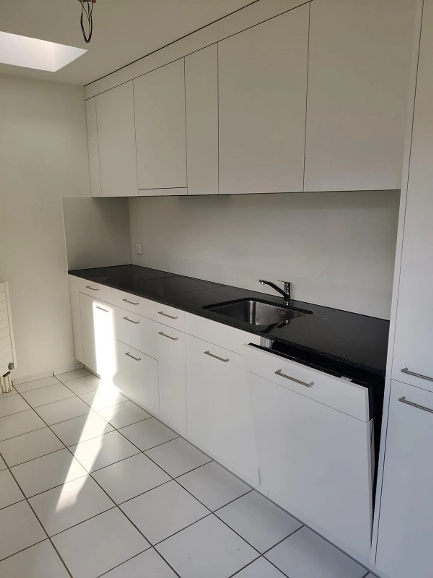 Grand appartement de 4,5 pièces - Appartement en attique avec deux terrasses - Photo 2 sur 13