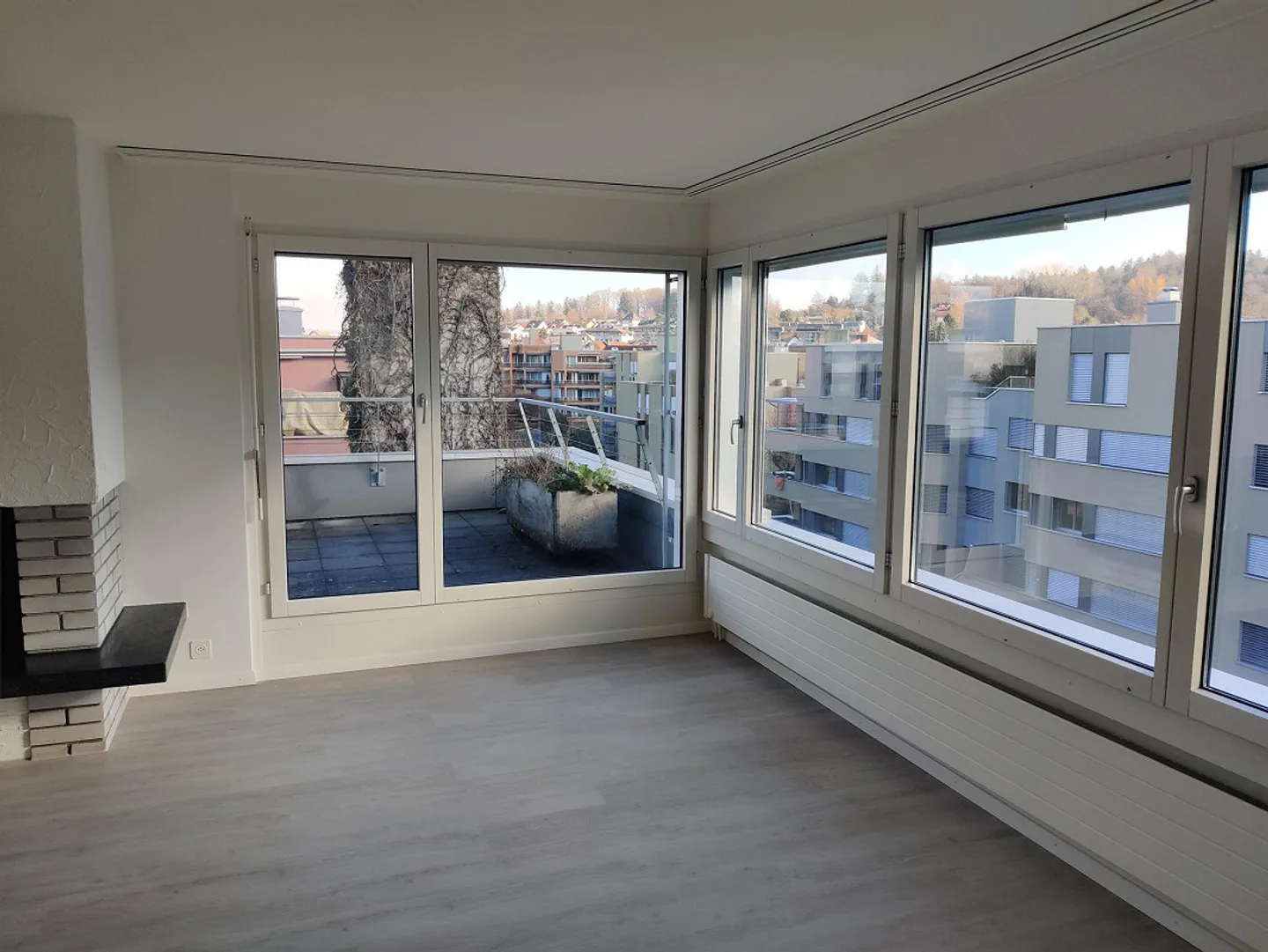 Grand appartement de 4,5 pièces - Appartement en attique avec deux terrasses - Photo 7 sur 13