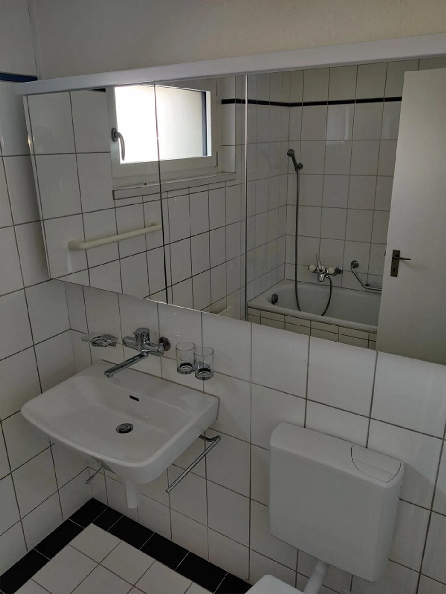 Grand appartement de 4,5 pièces - Appartement en attique avec deux terrasses - Photo 12 sur 13
