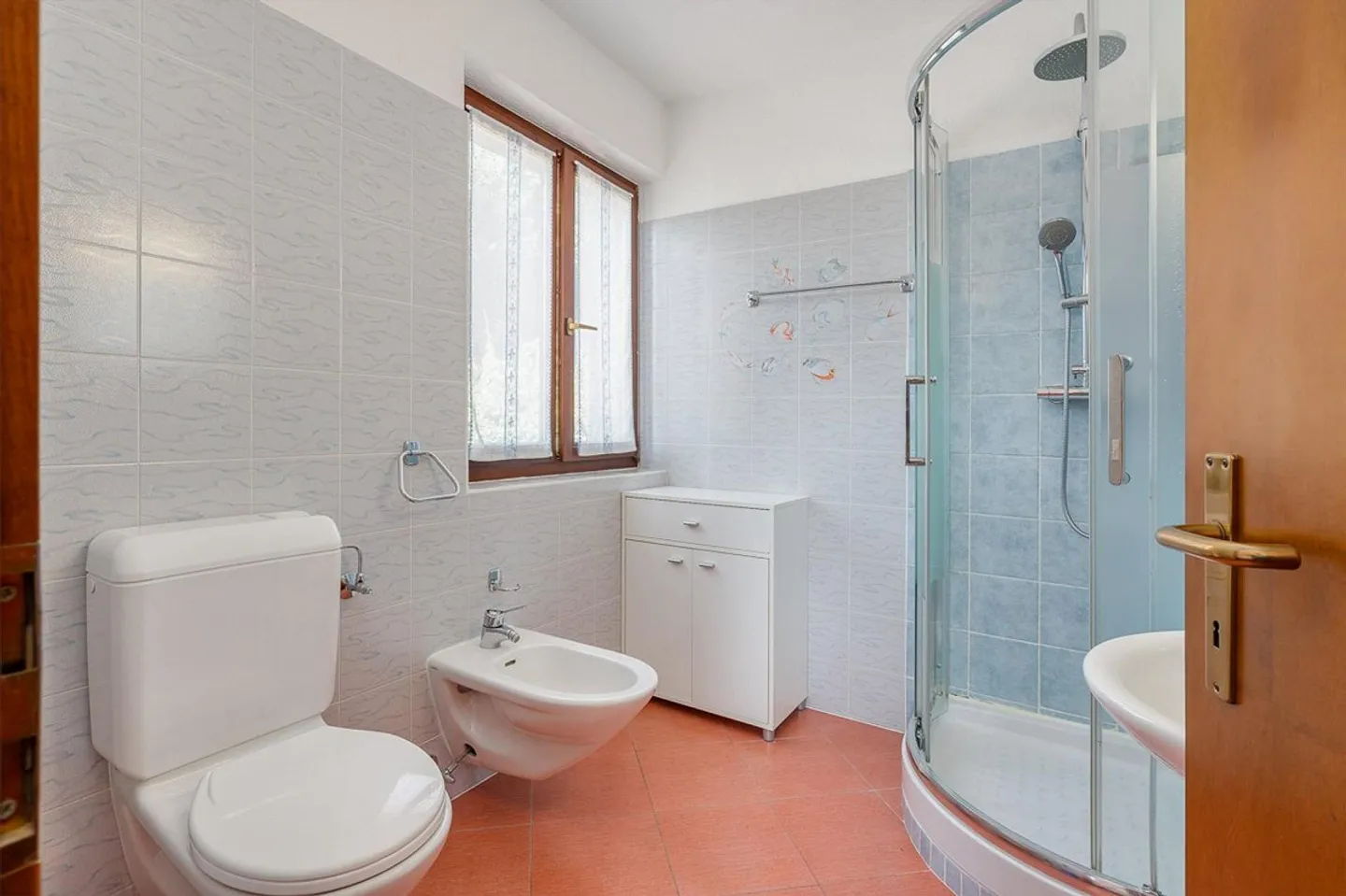 Great Opportunity! - 4.5-Room House in Taverne - Photo 9 of 12
