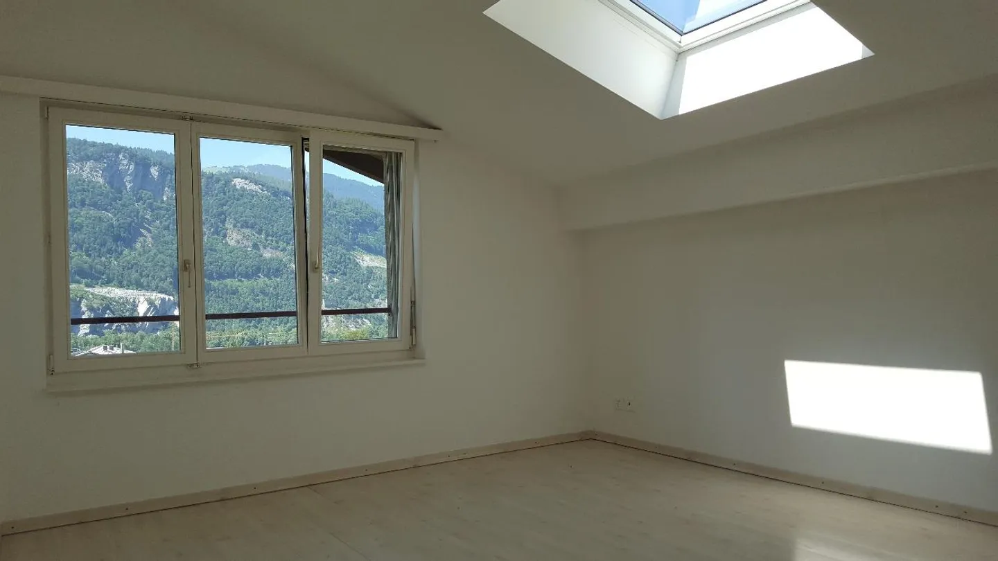 Ampio appartamento attico luminoso di 4,5 stanze in vendita - Foto 16 di 18