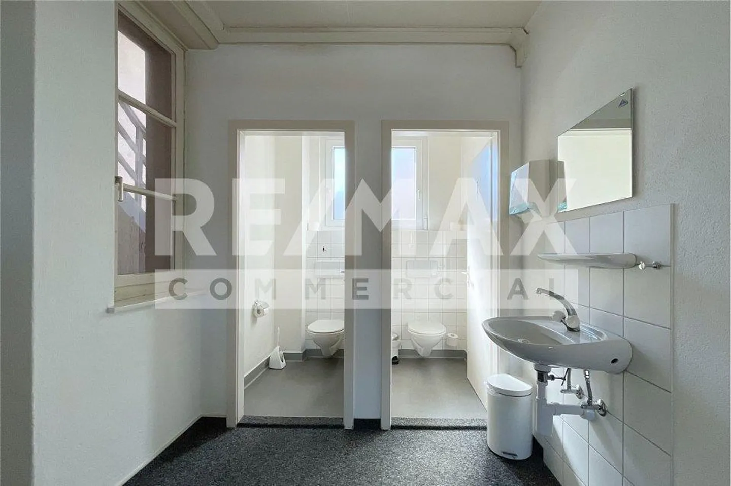 275 m² Office Space Near Wildegg Train Station - Photo 7 of 11