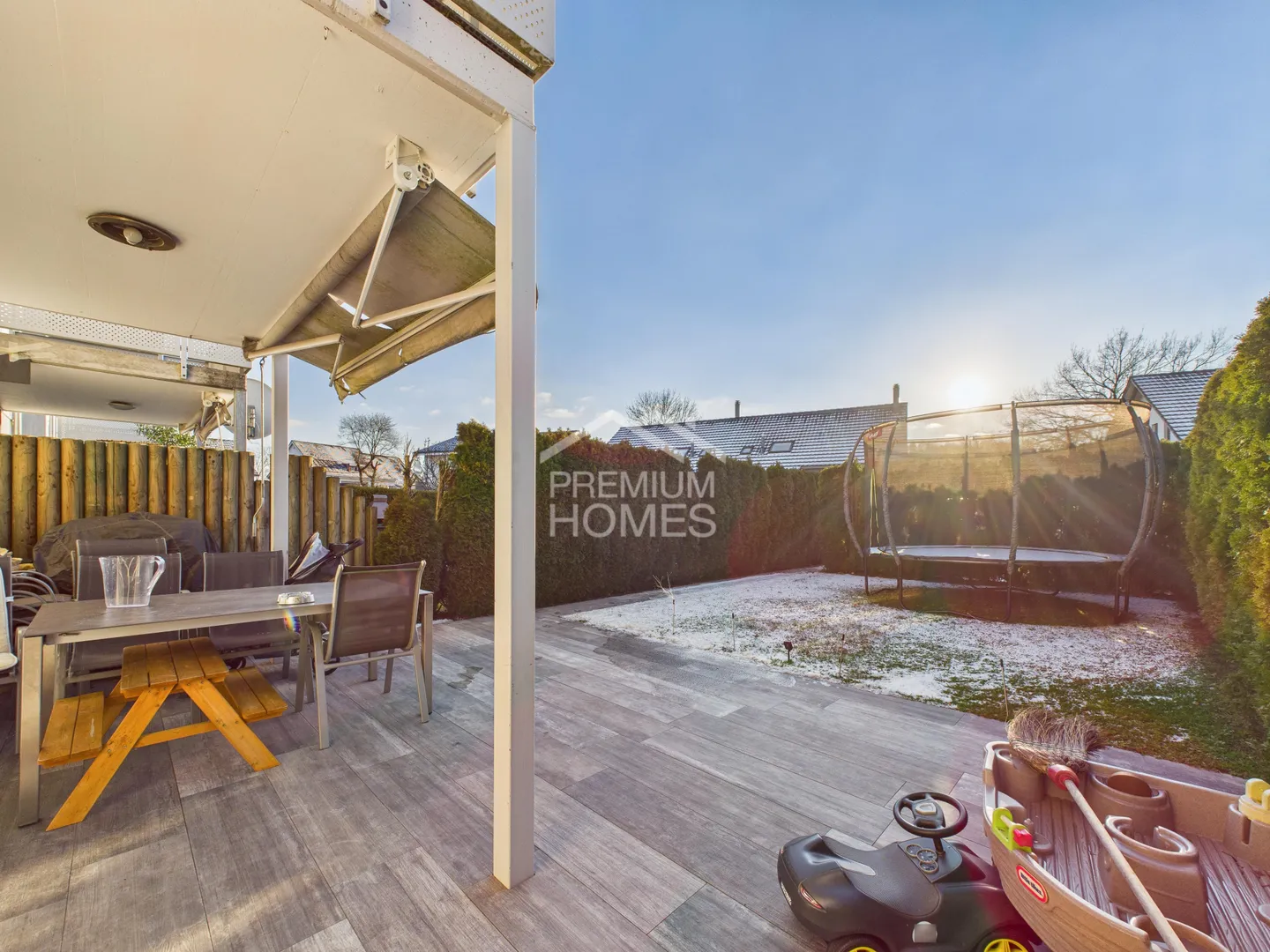 Stepped house for sale - Photo 2 of 8