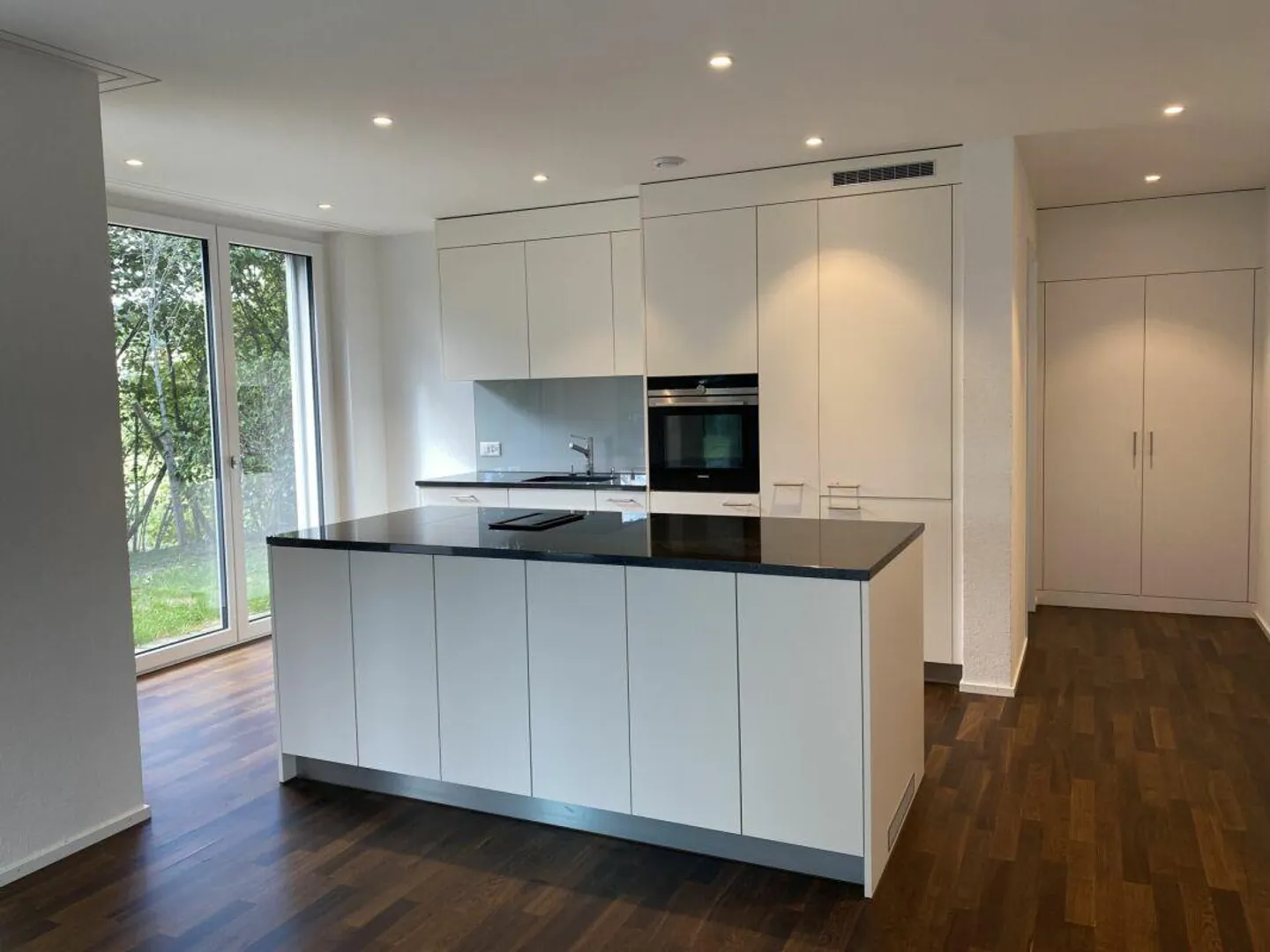 Dreamlike 5.5 Garden Apartment for Rent - Photo 2 of 9