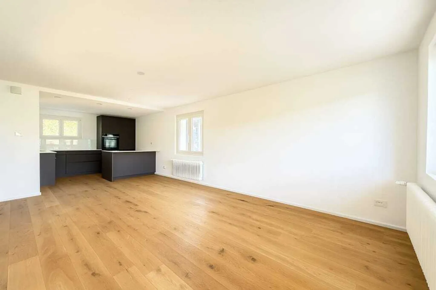 Appartement moderne 4.5 pièces - Photo 2 sur 8