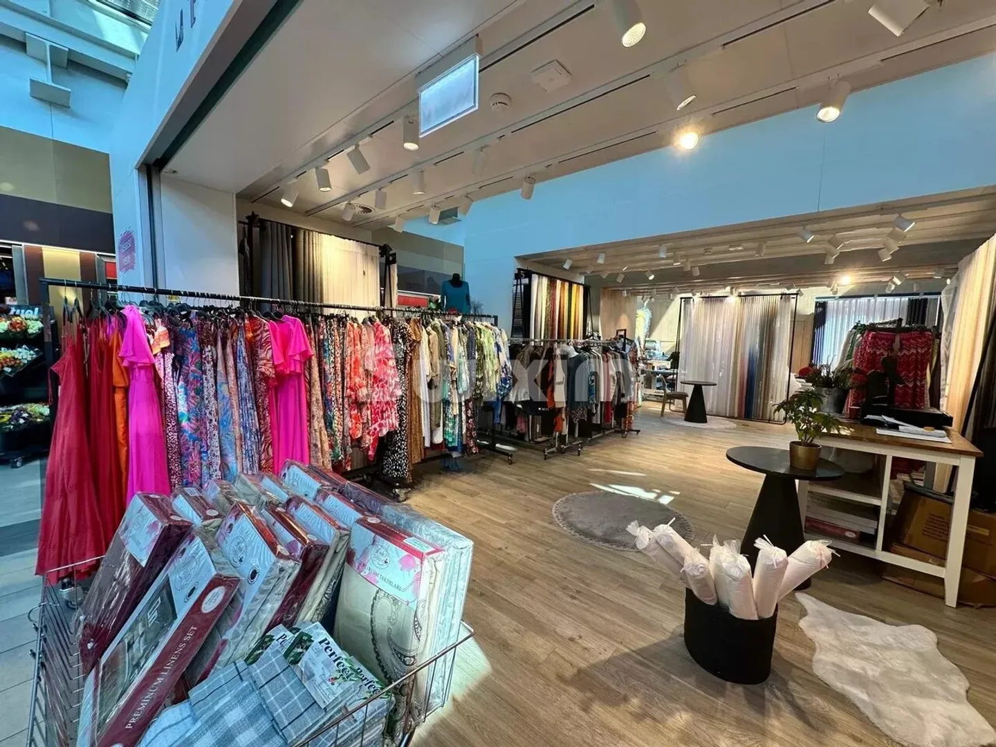 Spazio commerciale in vendita - Foto 3 di 4