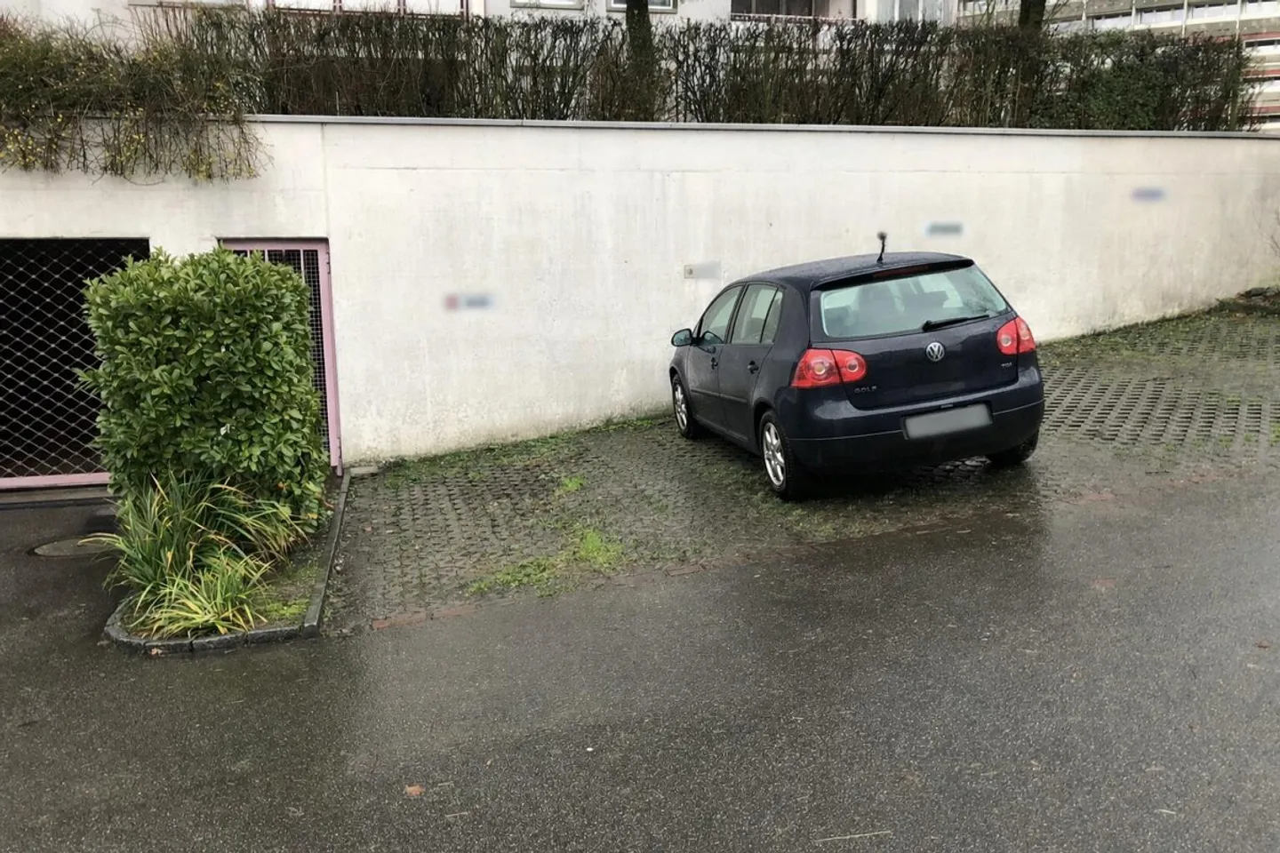 Outdoor parking at Rigistrasse 172, Baar - Photo 1 of 1