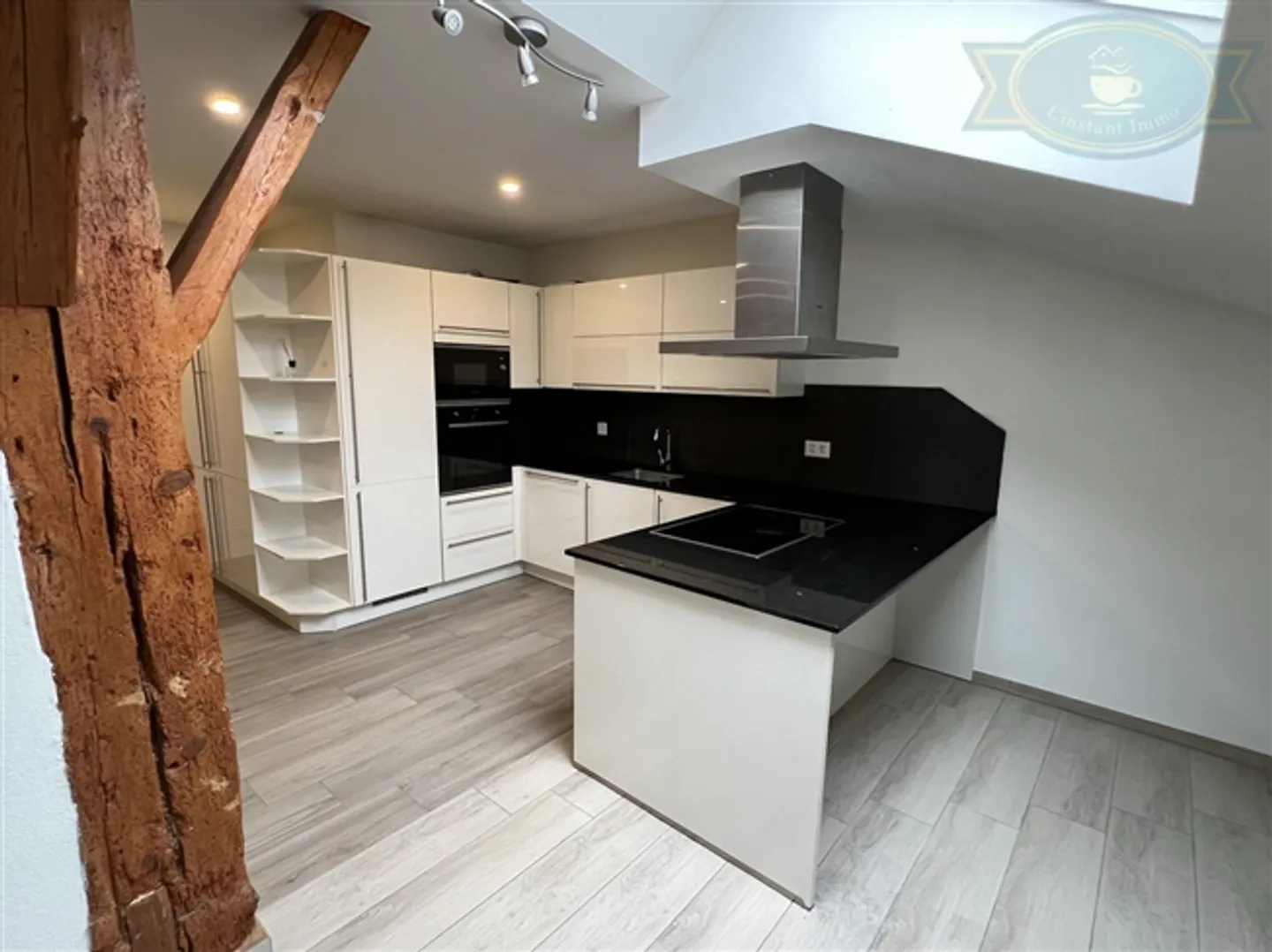 «Voll vermietetes Mischgebäude im Dorfzentrum von Villeret» - Foto 8 von 12