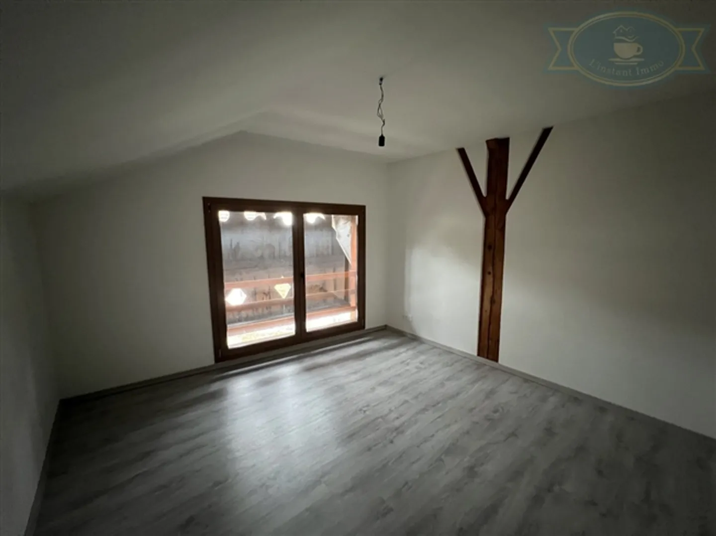 «Voll vermietetes Mischgebäude im Dorfzentrum von Villeret» - Foto 11 von 12