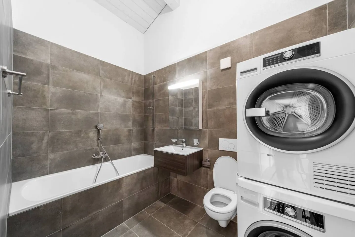 Geräumiges Penthouse-Appartement - Foto 4 von 7
