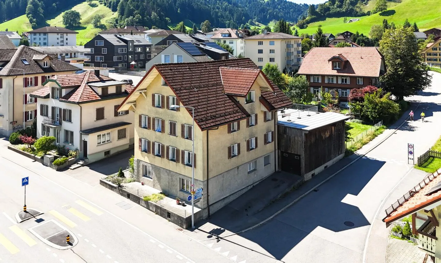Wohngebäude Escholzmatt - Foto 3 von 11