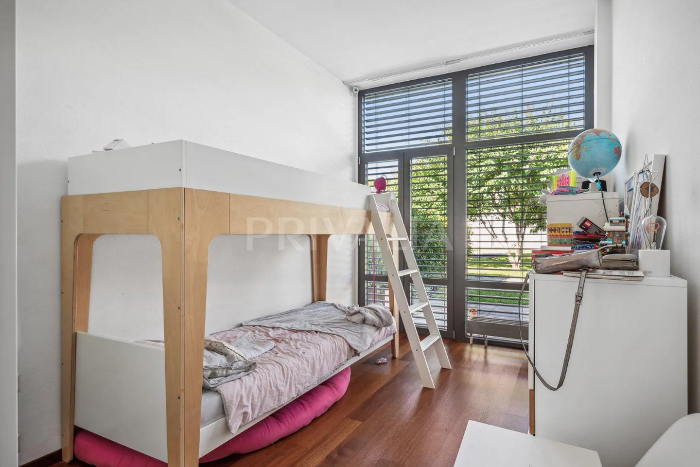 Superbe loft meublé avec jardin et rooftop - Photo 5 sur 11