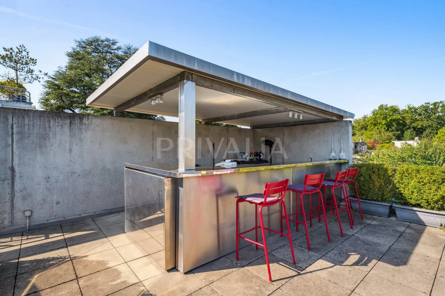 Superbe loft meublé avec jardin et rooftop - Photo 8 sur 11