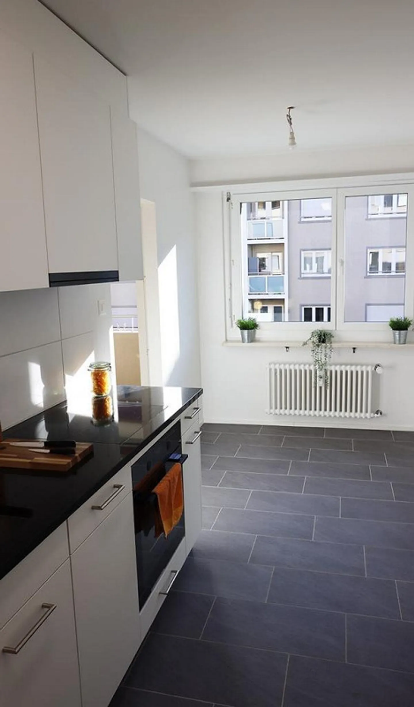 Appartement rénové à Gundeli - Photo 2 sur 7