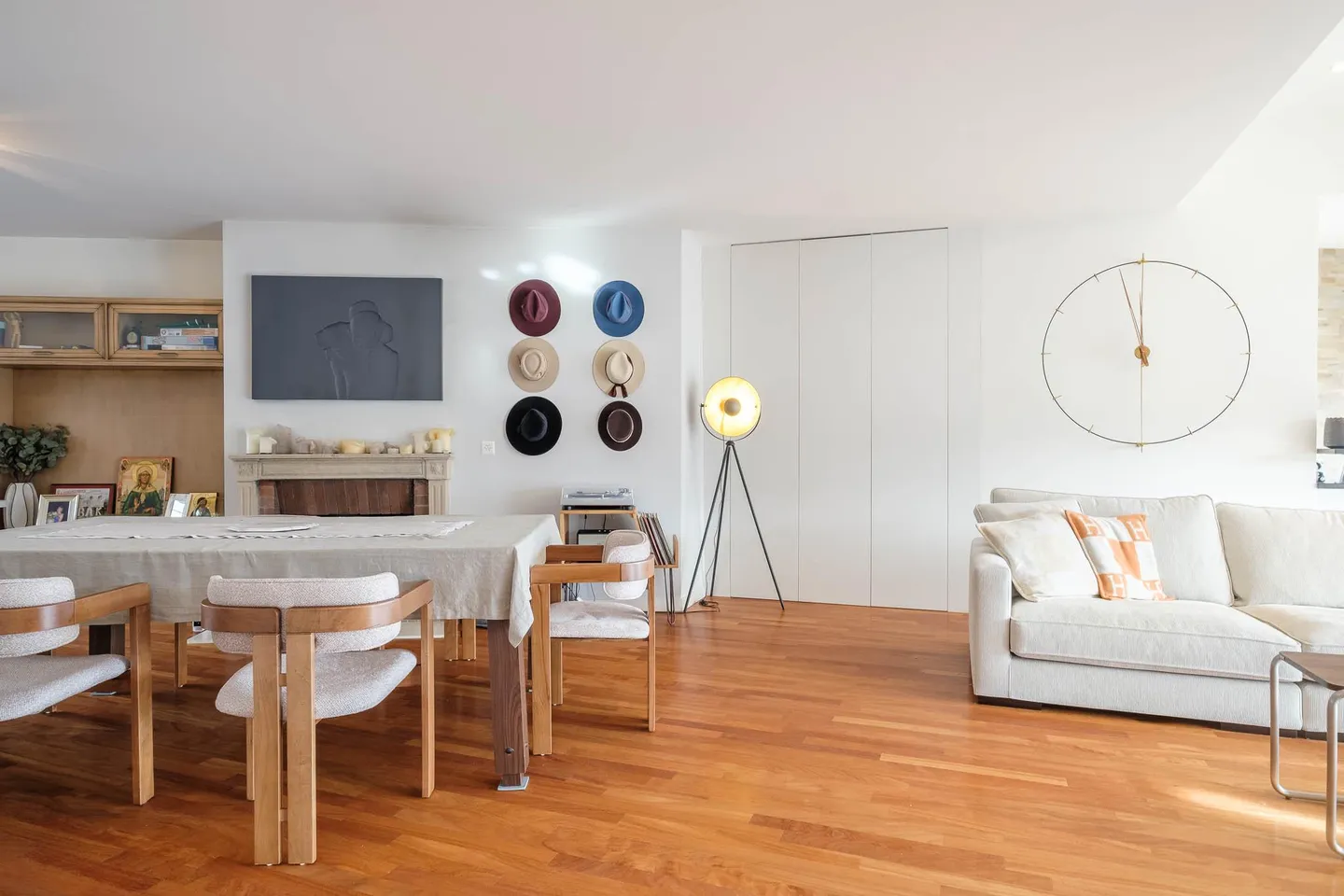 Superbe attique proche du parc Bertrand - Photo 2 of 3