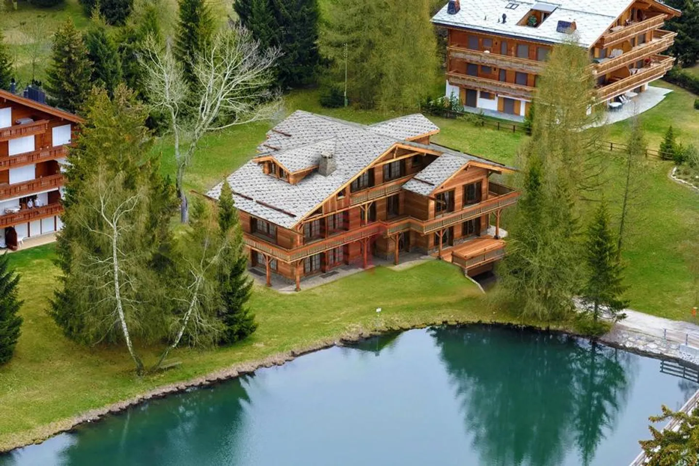 Duplex 5,5 camere - Chalet Flora a Crans-Montana - Foto 1 di 3