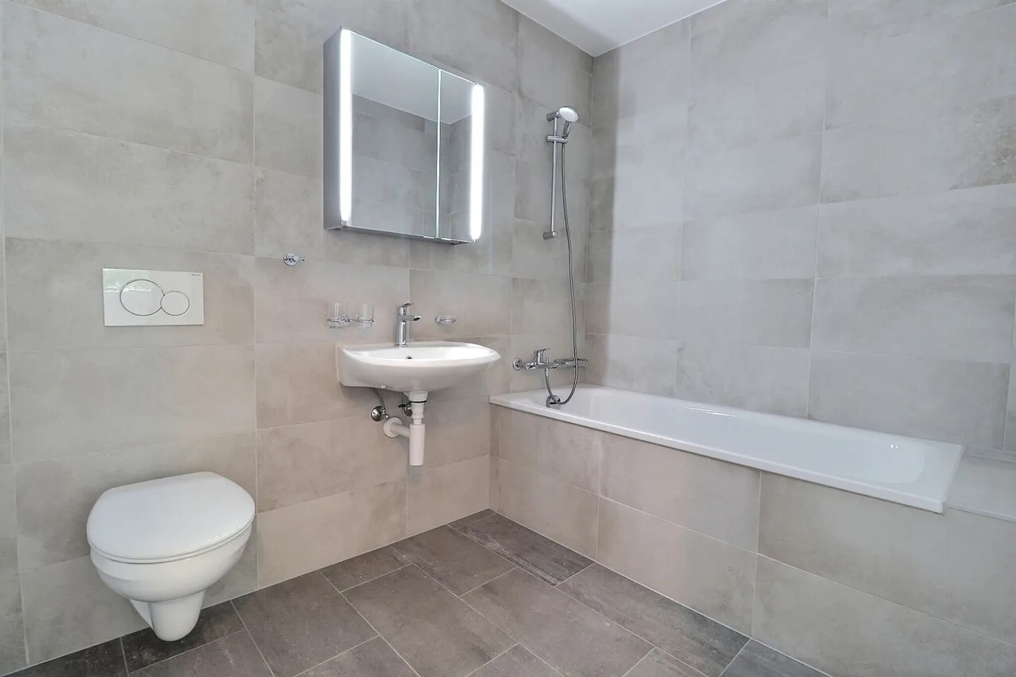 Geräumige 4,5 Zimmer zu vermieten! - Foto 8 von 10