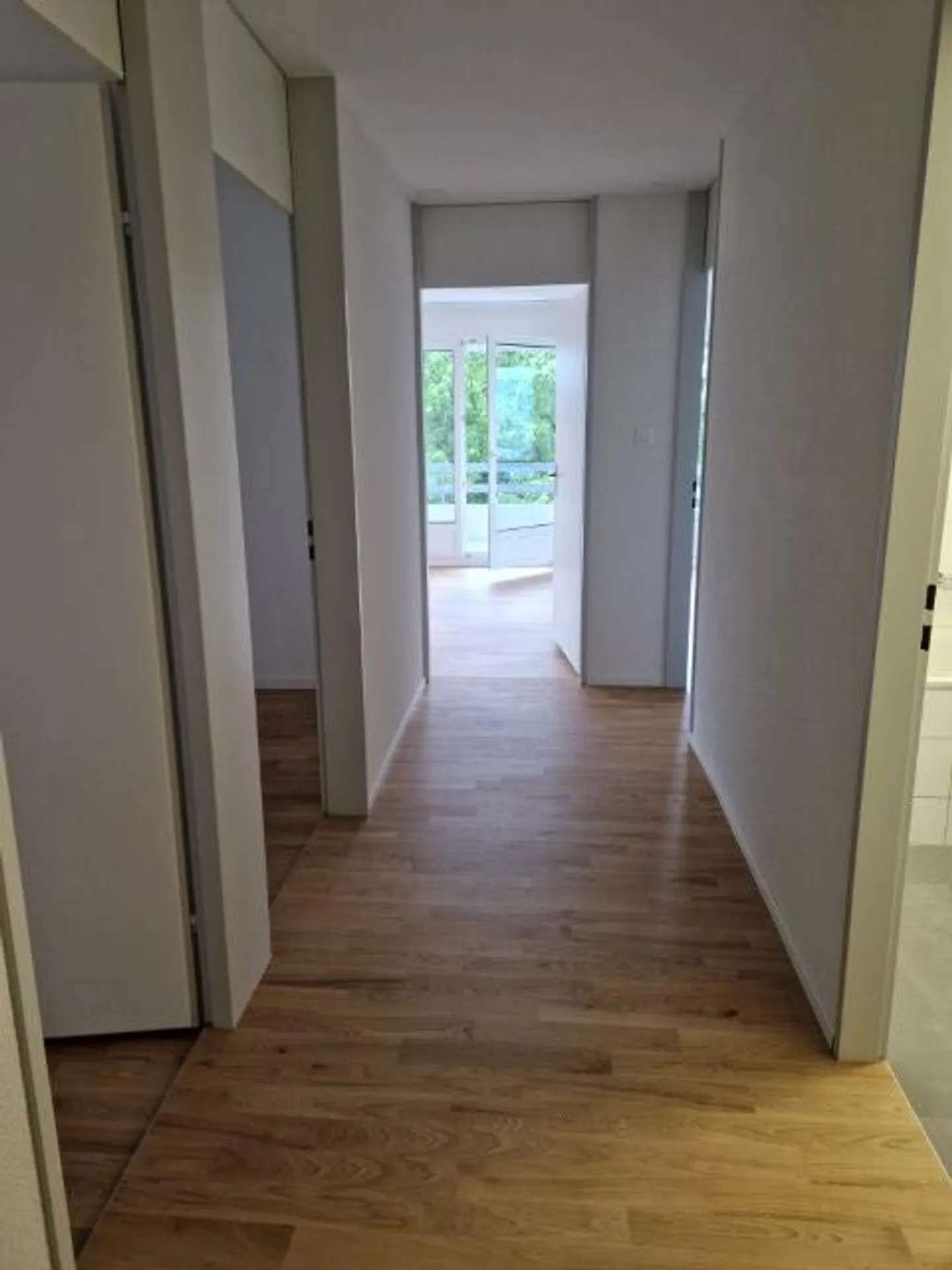 Attractive 3.5-room apartment with balcony on the 6th floor - Photo 10 of 12