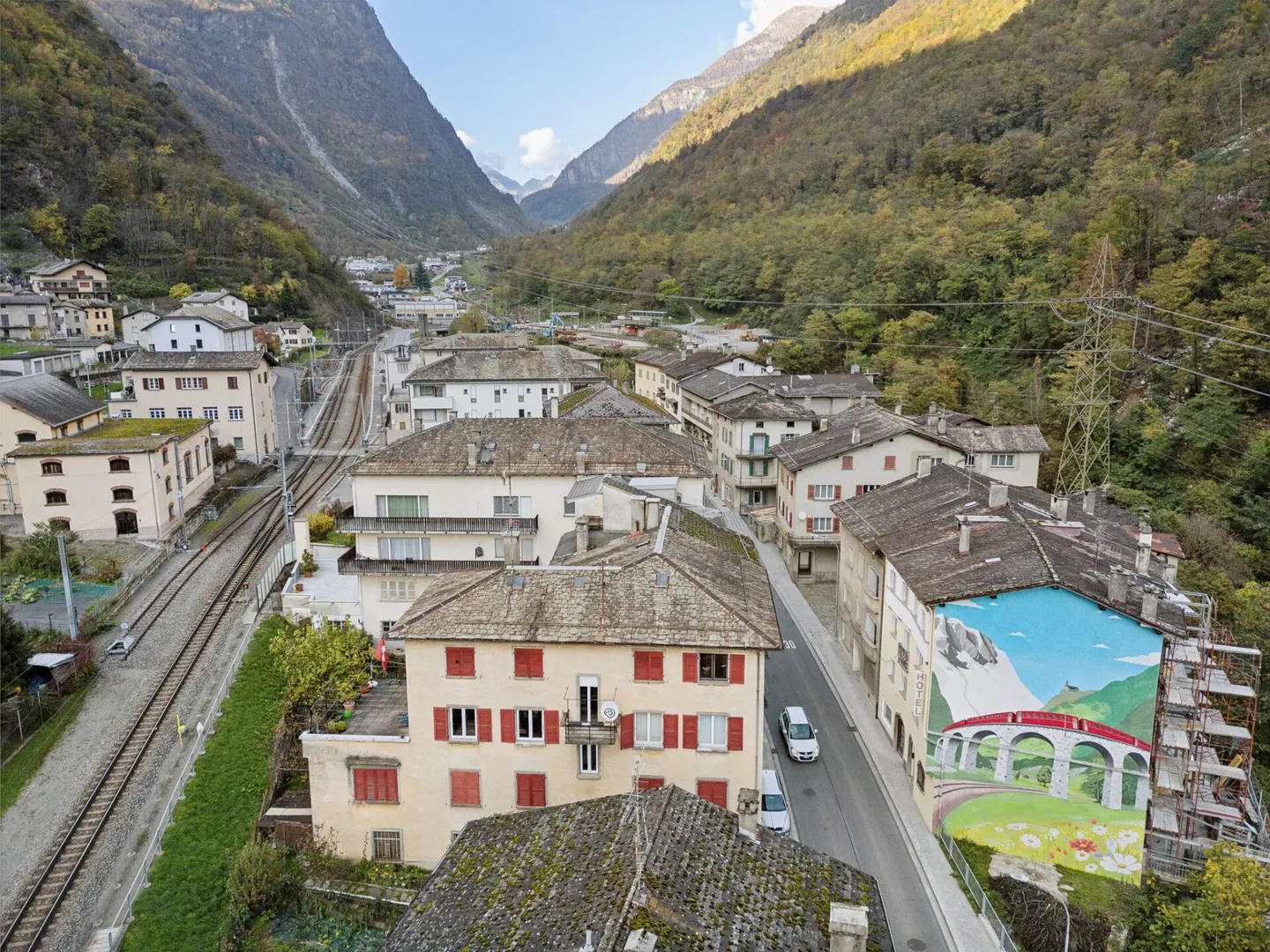 Casa unifamiliare rustica vicino al confine italiano - Foto 2 di 13