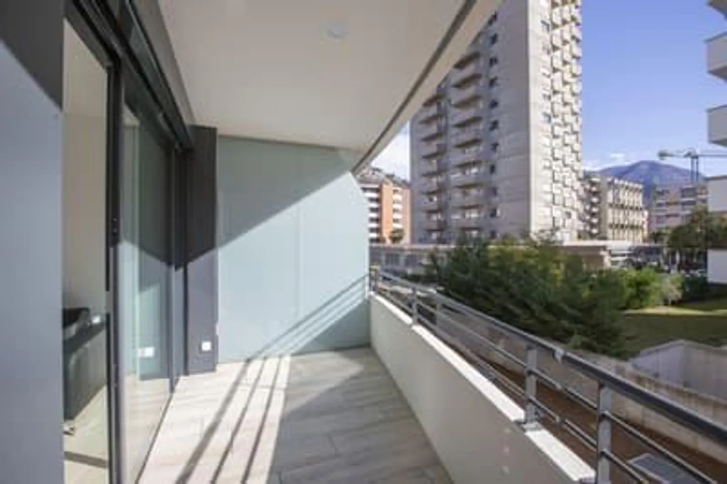 Modern Apartments in a Well-Served Area - Photo 23 of 25