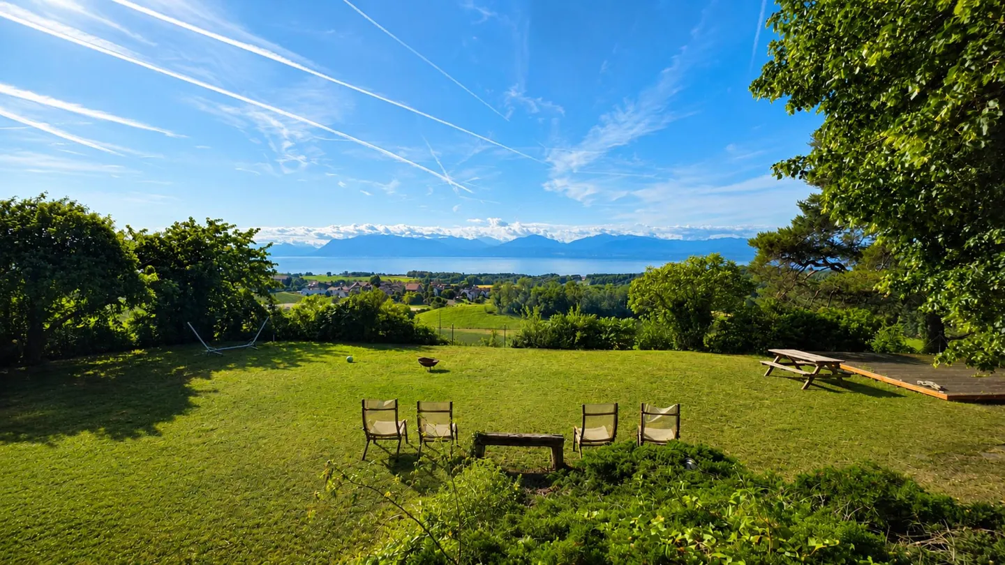 Renovierte Villa mit Seeblick - Foto 2 von 13