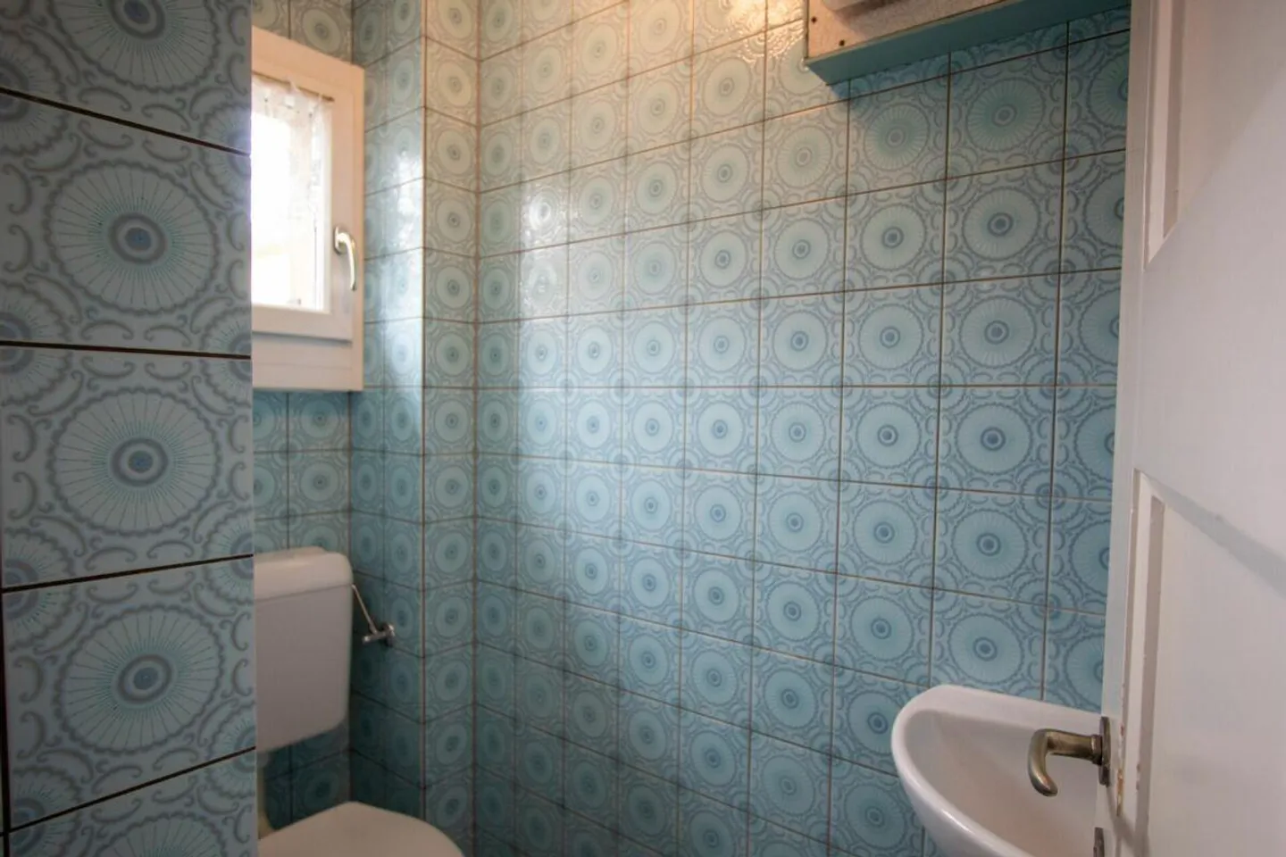 Single-family house with generous surroundings - Photo 8 of 13