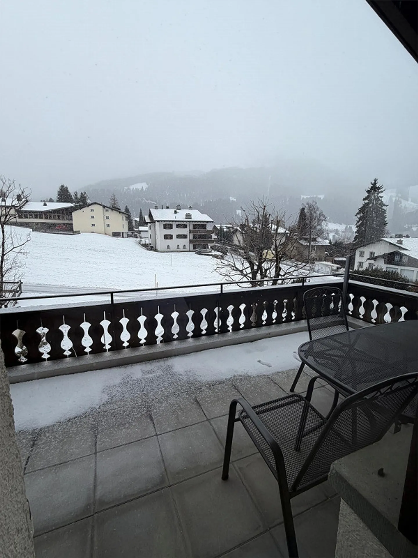 Cozy 4.0-room apartment in the green - Photo 3 of 6