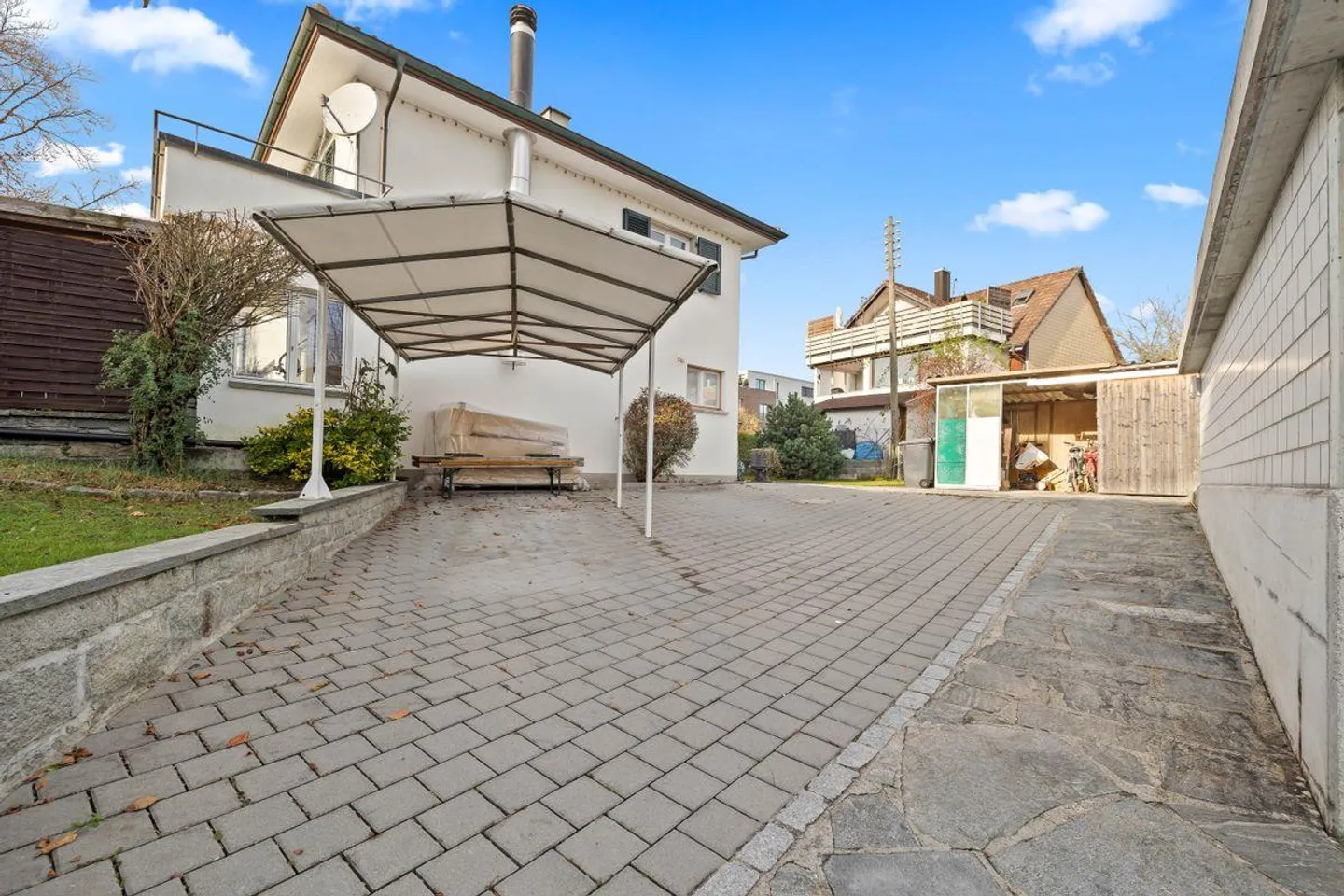 Maison de deux familles de rêve à Unterentfelden avec un grand jardin d'hiver - Photo 4 sur 8