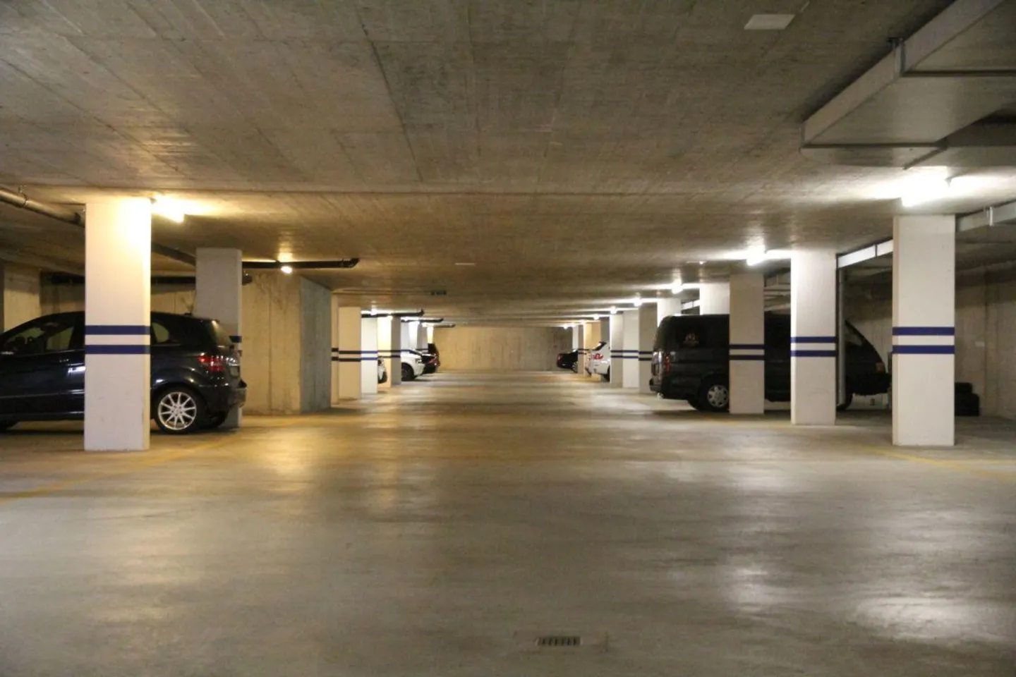 Secure accommodation for your vehicle - Photo 4 of 4