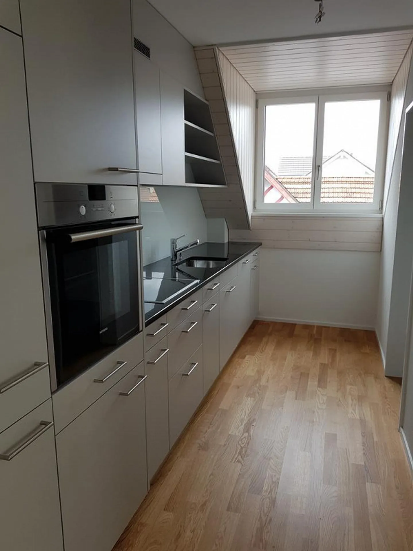 Moderne 2.5 Zimmer Maisonette-Wohnung - Foto 3 von 10