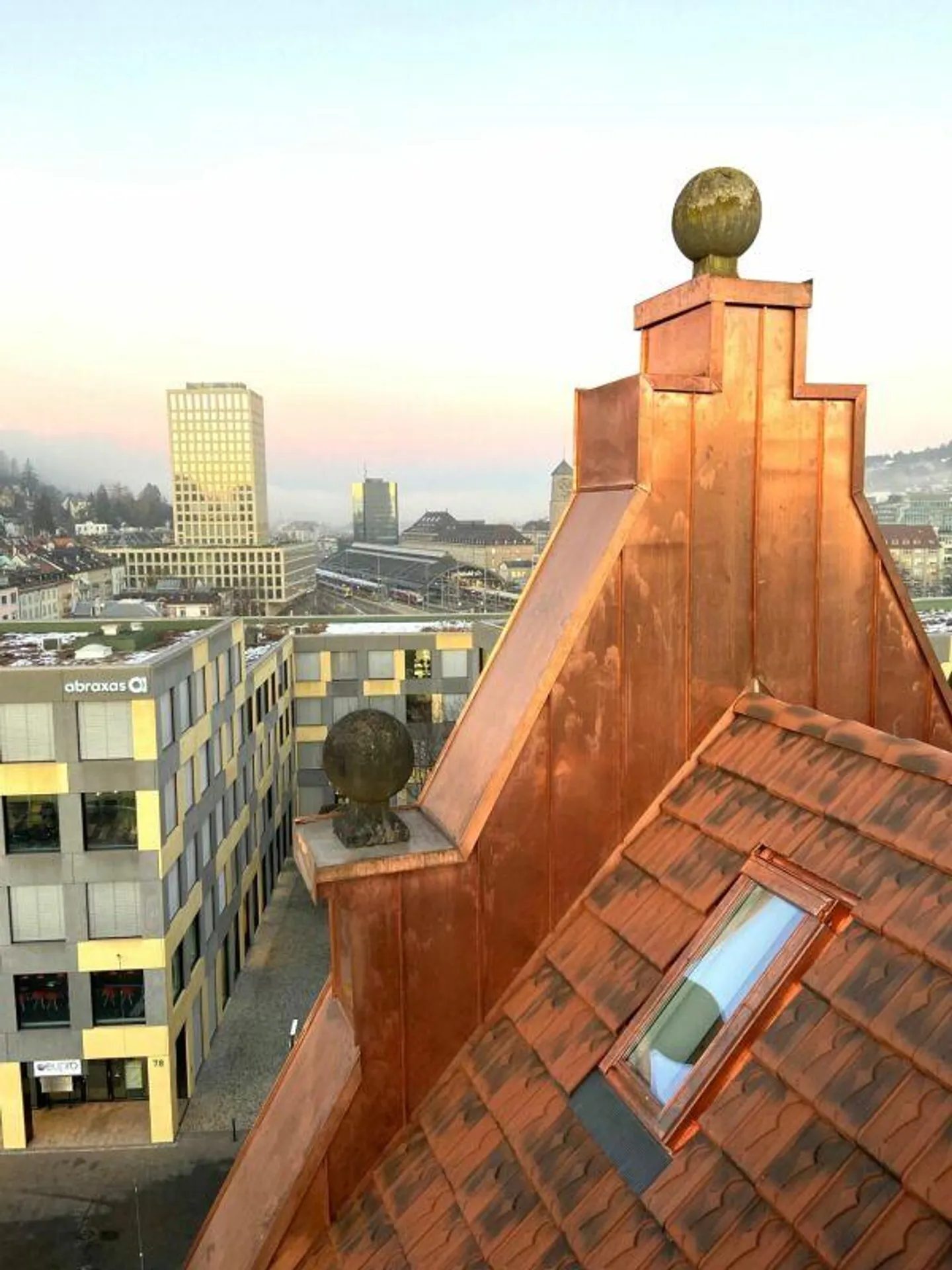 Studio en maisonette de 1,5 pièce situé au centre - Photo 6 sur 6