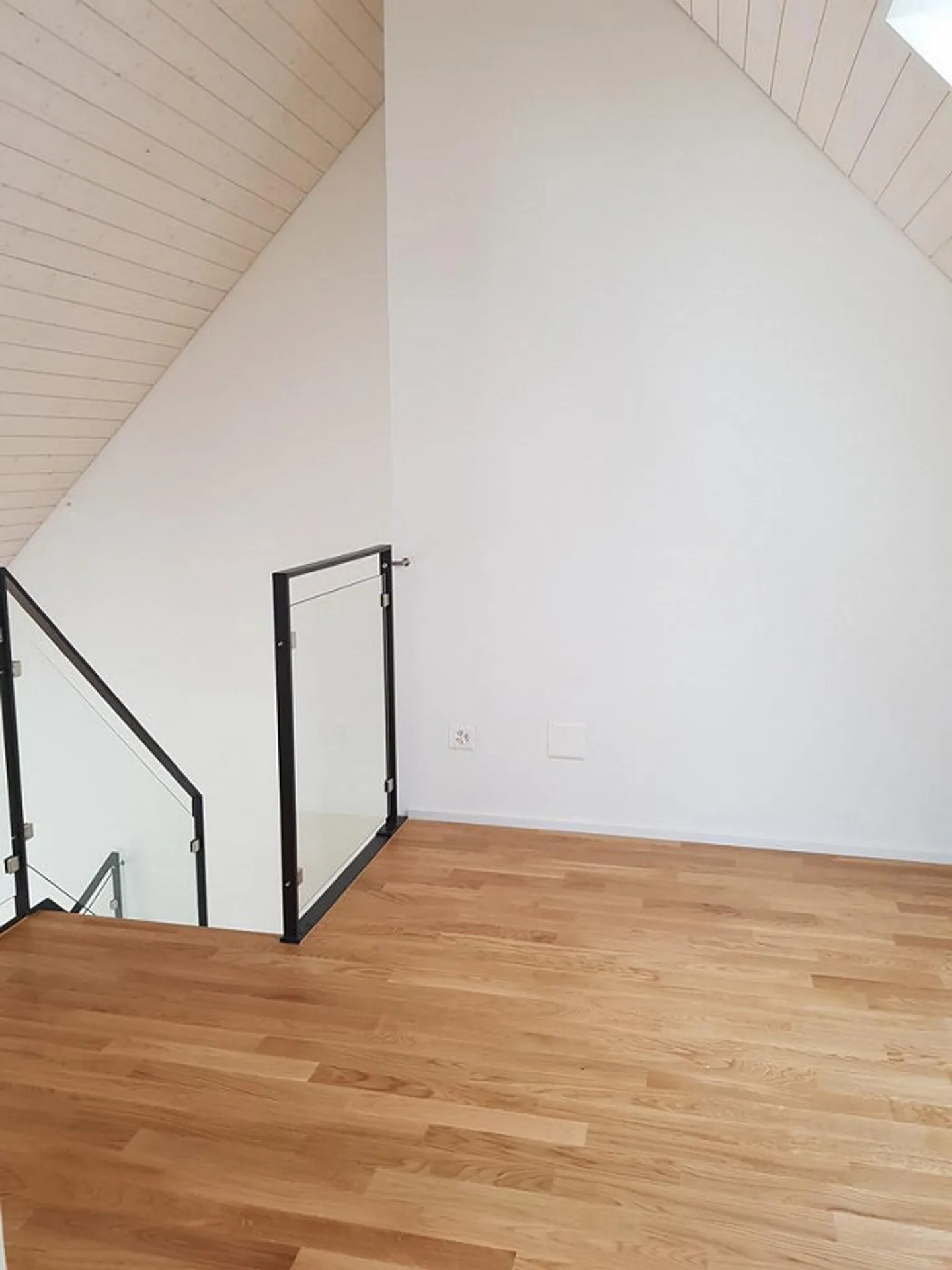 Moderne 2.5 Zimmer Maisonette-Wohnung - Foto 7 von 10