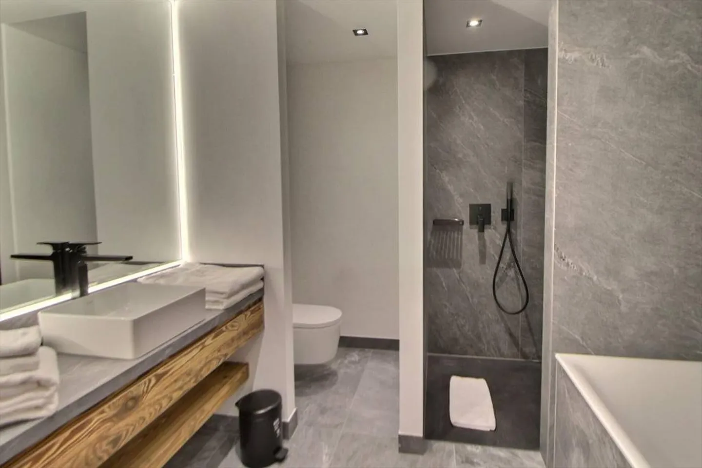 Appartamento 4.5 stanze a Crans-Montana - Foto 9 di 10