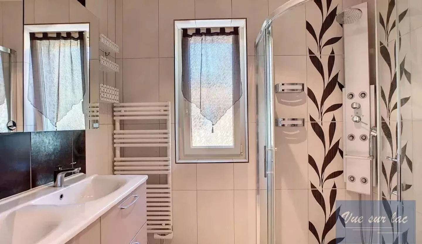 Dream villa with stunning views of Lake Neuchâtel - Photo 9 of 12