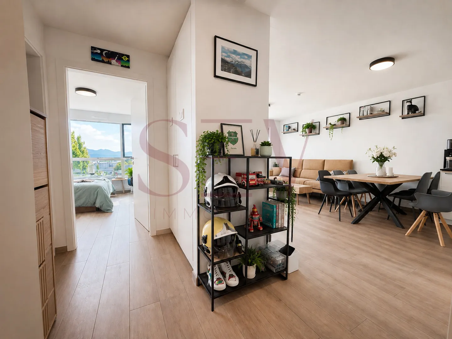 Appartement moderne avec vue lac - Photo 1 sur 5