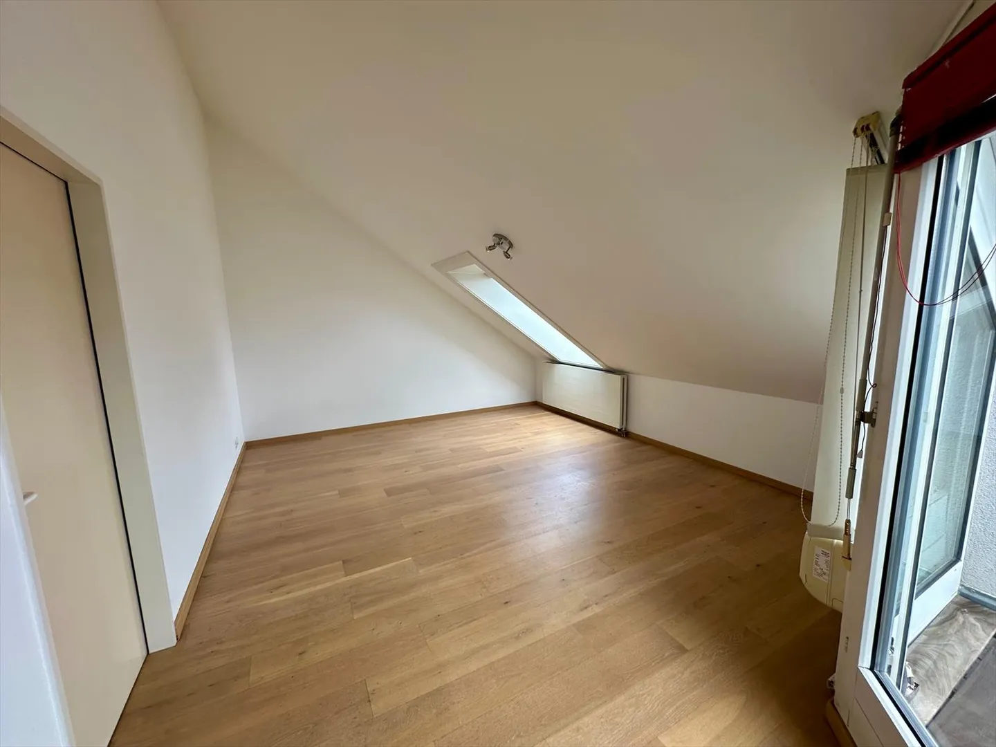 Attic 3 rooms - Photo 8 of 20