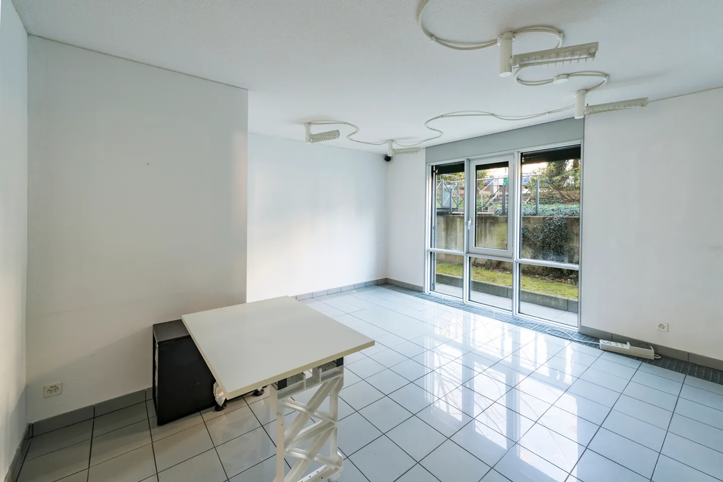 Spazioso immobile con potenziale residenziale nel cuore di Lugano - Foto 8 di 8