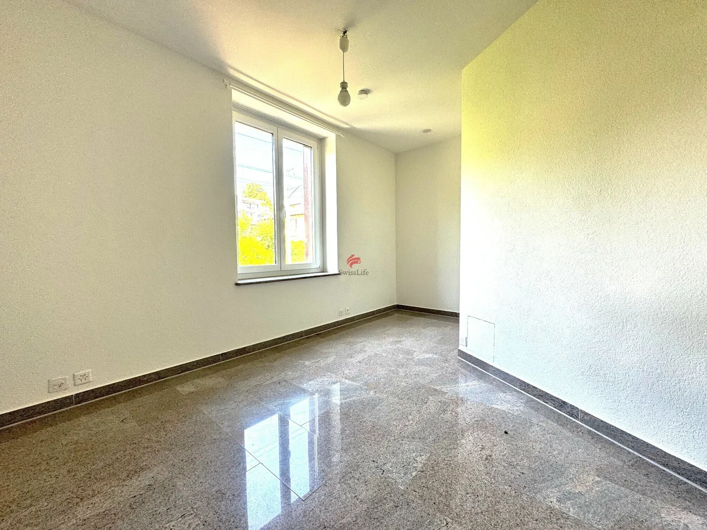 Lakeview Apartments - Photo 7 of 8