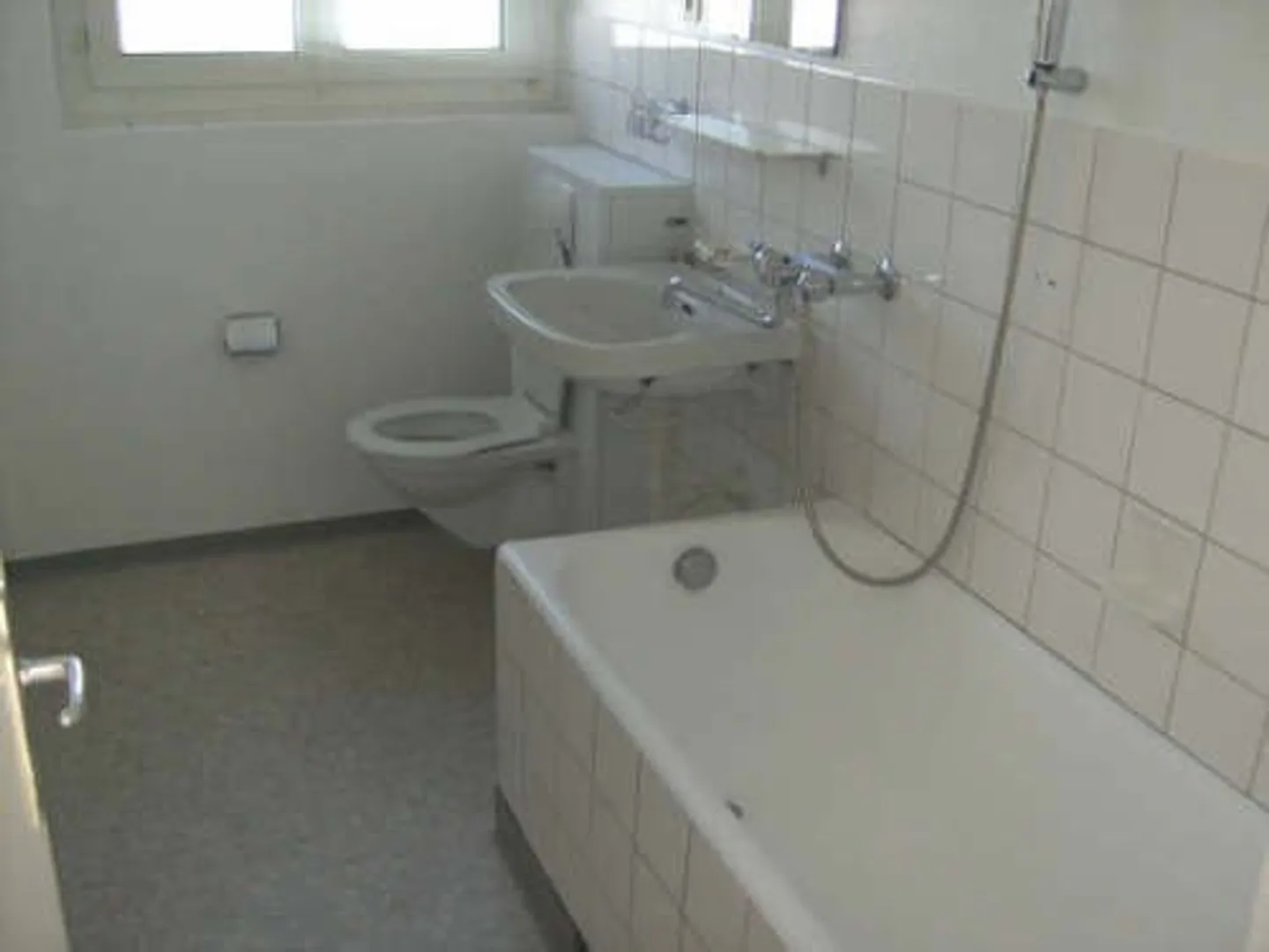 Apartment for rent - Photo 6 of 6