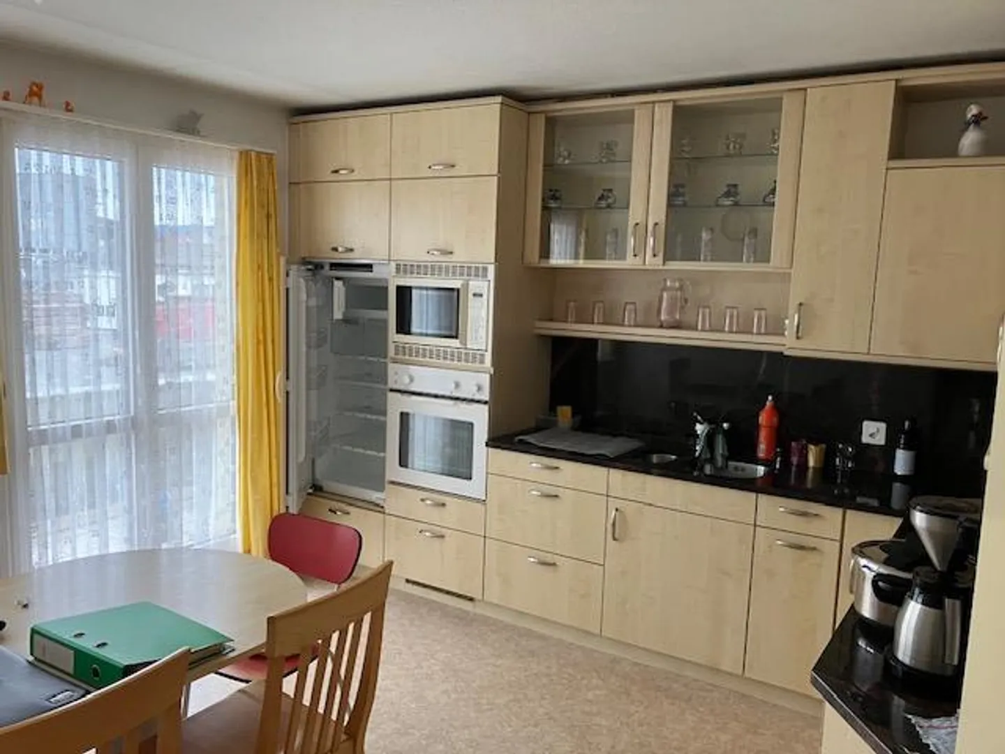 Detached House Well Maintained - Photo 4 of 12