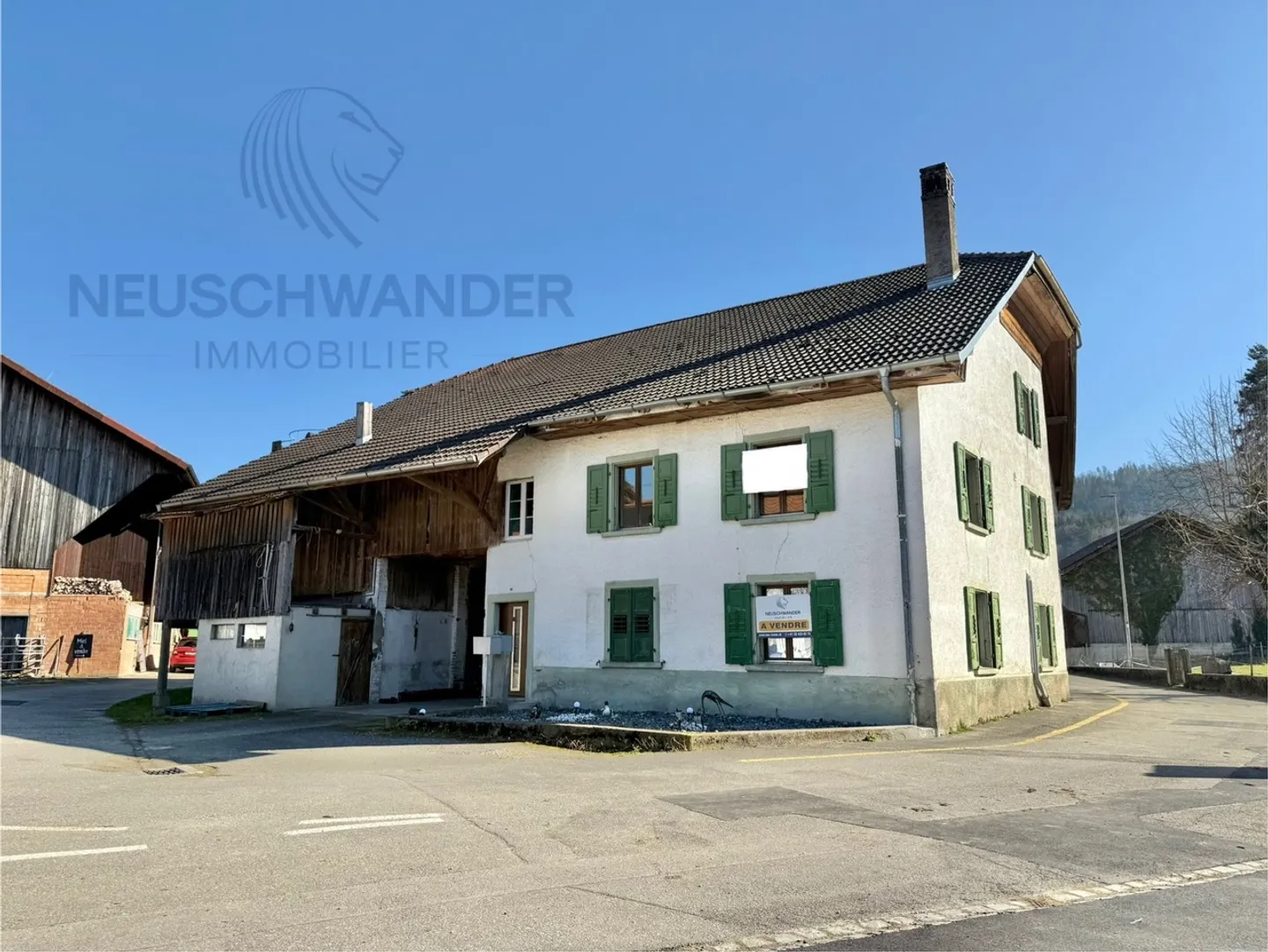 Edificio con 2 appartamenti affascinanti tra natura e comodità - Foto 9 di 21